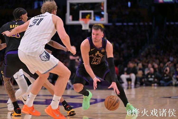 詹姆斯31+9+6东契奇34+6+8 湖人主场力擒灰熊 詹姆斯31+9+6东契奇34+6+8 湖人主场力擒灰熊